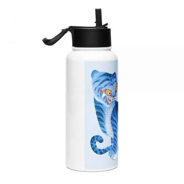 Stainless steel water bottle with a straw lid - Image 4